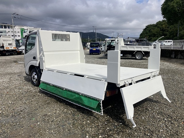 トヨタ ダイナ 小型 土砂ダンプ BDG-XZU354D(94693) 13枚目