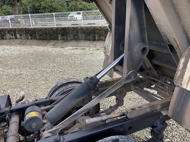 トヨタ ダイナ 小型 土砂ダンプ BDG-XZU354D(94693) 19枚目