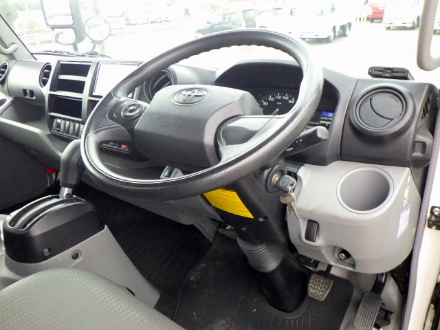 トヨタ ダイナ 小型 アルミバン 2RG-XZU722(94708) 43枚目