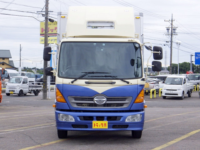 日野 レンジャー 小型 冷凍冷蔵バン TKG-FD7JKAG(94723) 3枚目
