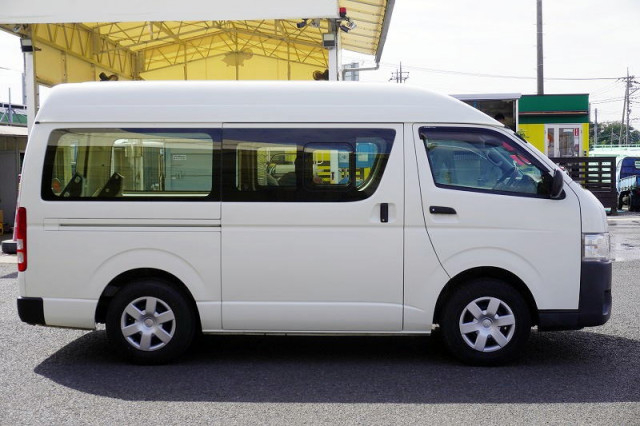 トヨタ ハイエース 小型 ライトバン CBF-TRH200K(94739) 5枚目