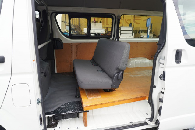 トヨタ ハイエース 小型 ライトバン CBF-TRH200K(94739) 26枚目