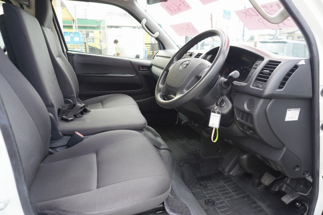 トヨタ ハイエース 小型 ライトバン CBF-TRH200K(94739) 36枚目