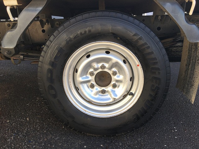 いすゞ エルフ 小型 平ボディ KR-NHR69(94743) 26枚目