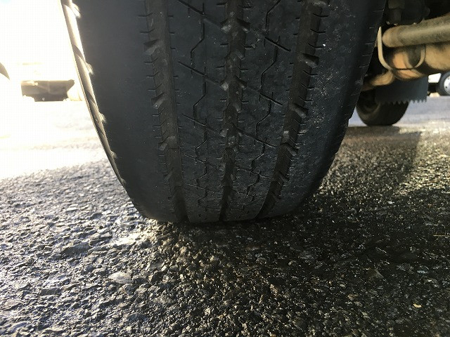 いすゞ エルフ 小型 平ボディ KR-NHR69(94743) 31枚目