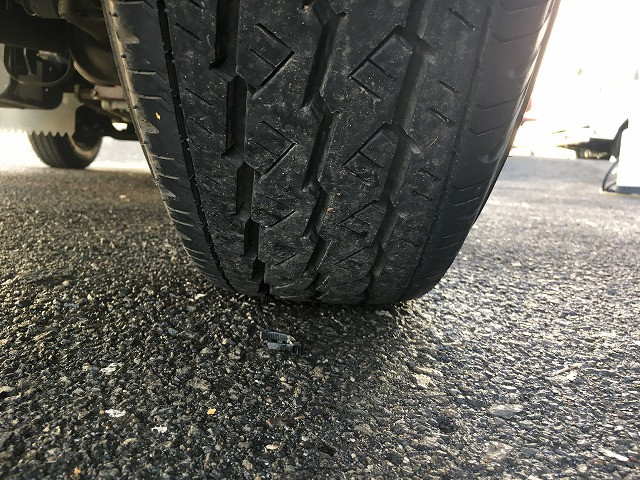 いすゞ エルフ 小型 平ボディ KR-NHR69(94743) 32枚目