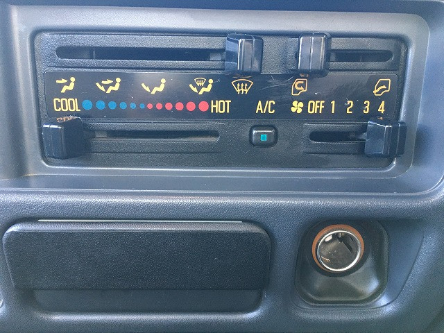 いすゞ エルフ 小型 平ボディ KR-NHR69(94743) 46枚目