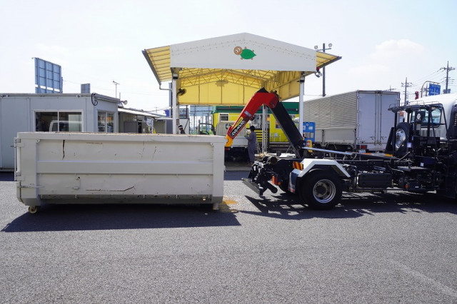 いすゞ フォワード 中型 コンテナ専用車 2RG-FRR90S2(94753) 24枚目
