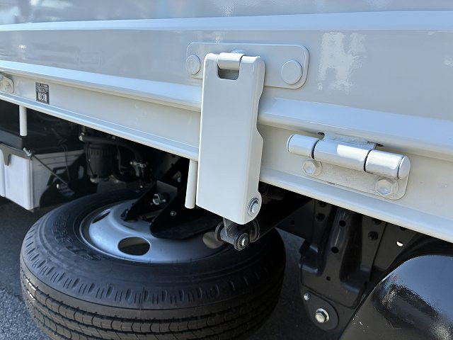 日野 デュトロ 小型 平ボディ 2KG-XZU605M(94831) 17枚目