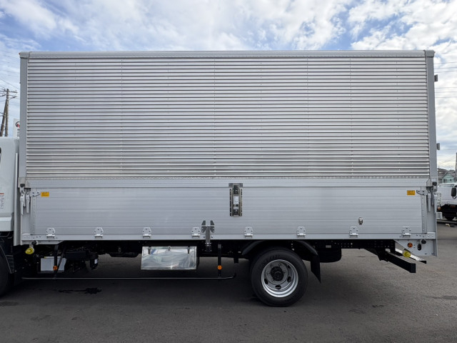 三菱ふそう キャンター 小型 アルミウィング 2PG-FEB90(94832) 7枚目