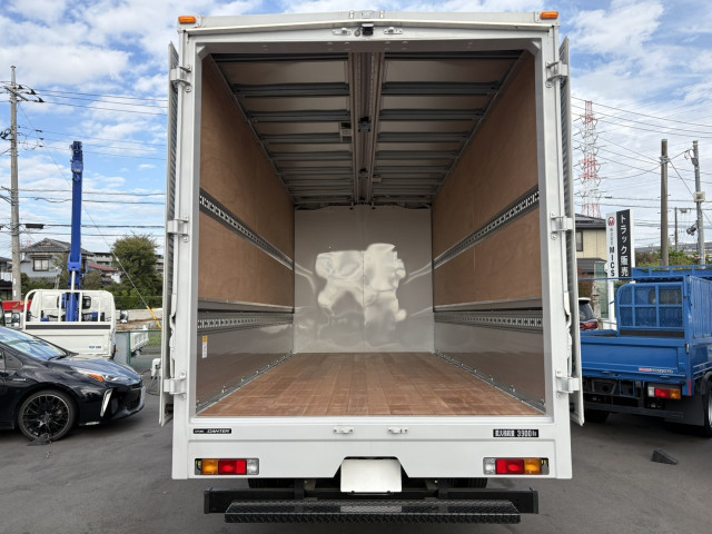 三菱ふそう キャンター 小型 アルミウィング 2PG-FEB90(94832) 9枚目