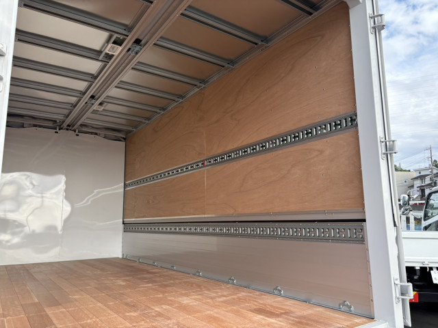 三菱ふそう キャンター 小型 アルミウィング 2PG-FEB90(94832) 11枚目