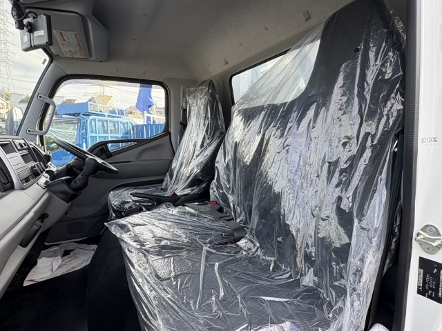 三菱ふそう キャンター 小型 アルミウィング 2PG-FEB90(94832) 32枚目