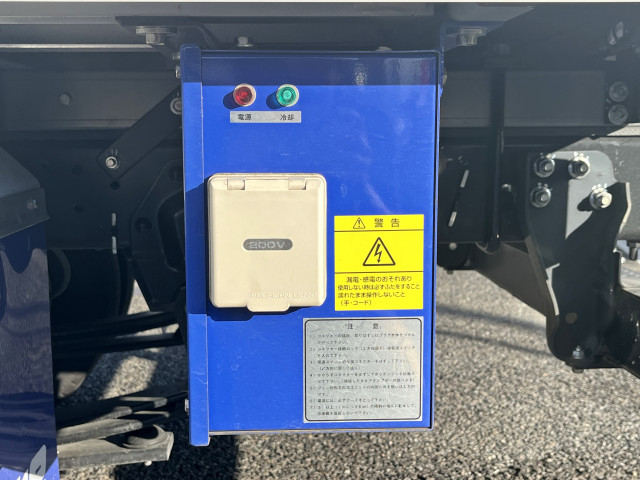 いすゞ エルフ 小型 冷凍冷蔵バン 2RG-NJR88AM(94833) 14枚目