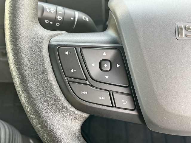 いすゞ エルフ 小型 冷凍冷蔵バン 2RG-NJR88AM(94833) 28枚目