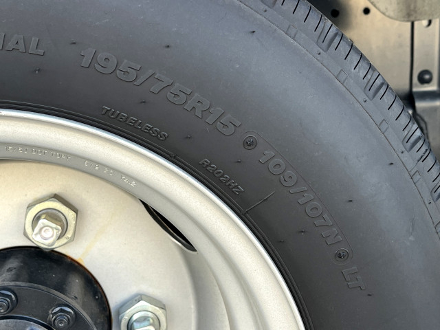 いすゞ エルフ 小型 冷凍冷蔵バン 2RG-NJR88AM(94833) 48枚目