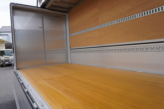 日野 デュトロ 小型 アルミウィング 2RG-XZU712M(94836) 19枚目