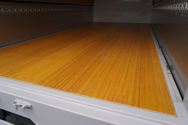 日野 デュトロ 小型 アルミウィング 2RG-XZU712M(94836) 23枚目