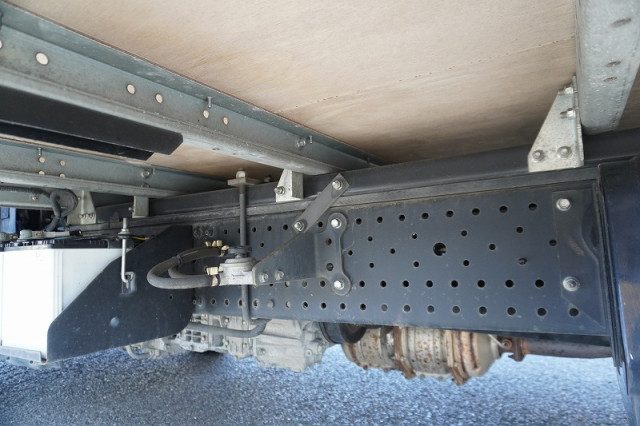 いすゞ エルフ 小型 アルミバン TPG-NPR85AN(94840) 12枚目