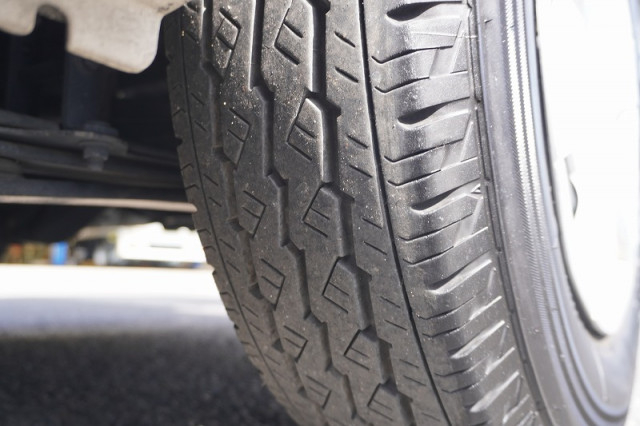 トヨタ ハイエース 小型 ライトバン CBF-TRH200V(94841) 11枚目