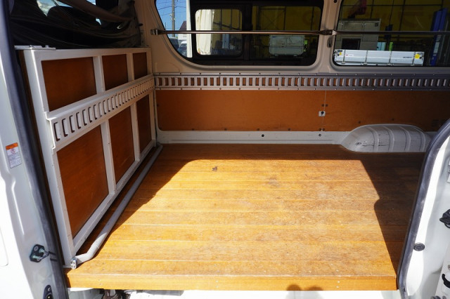 トヨタ ハイエース 小型 ライトバン CBF-TRH200V(94841) 26枚目