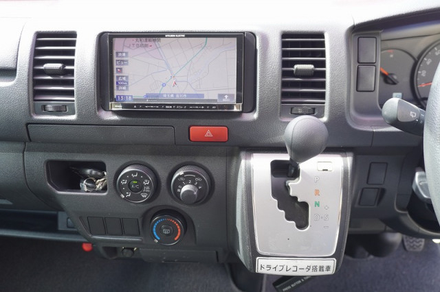 トヨタ ハイエース 小型 ライトバン CBF-TRH200V(94841) 32枚目