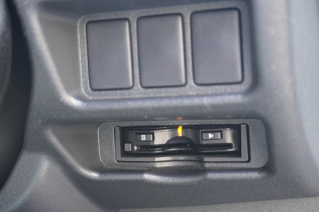 トヨタ ハイエース 小型 ライトバン CBF-TRH200V(94841) 35枚目