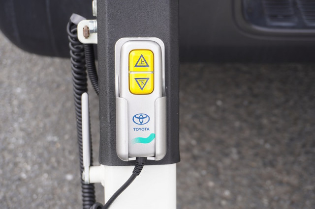 トヨタ ハイエース 小型 ライトバン CBF-TRH200V(94846) 20枚目