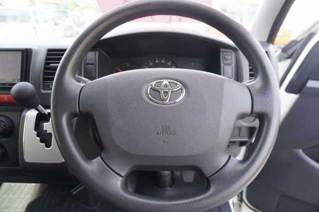 トヨタ ハイエース 小型 ライトバン CBF-TRH200V(94845) 29枚目