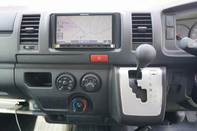 トヨタ ハイエース 小型 ライトバン CBF-TRH200V(94845) 31枚目