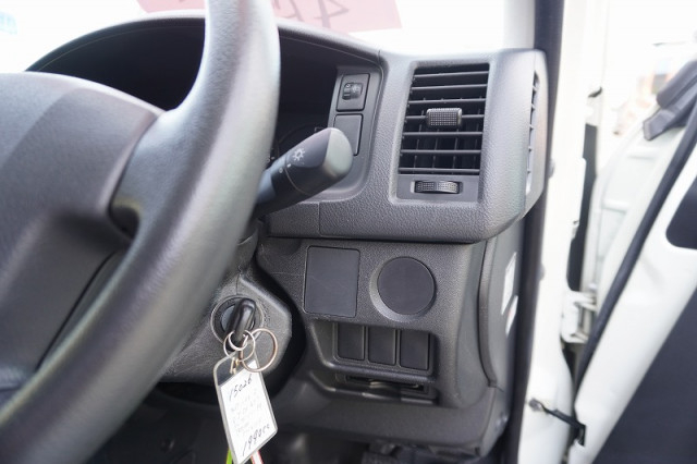 トヨタ ハイエース 小型 ライトバン CBF-TRH200V(94845) 33枚目