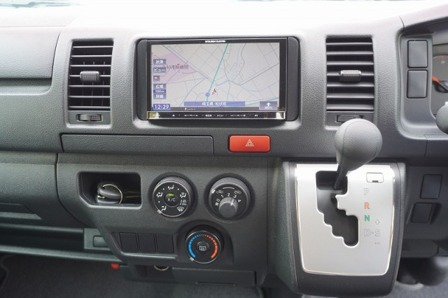 トヨタ ハイエース 小型 ライトバン CBF-TRH200V(94846) 31枚目