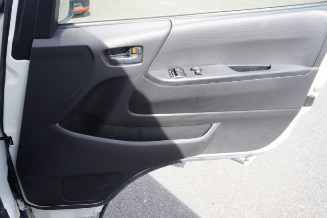 トヨタ ハイエース 小型 ライトバン CBF-TRH200V(94845) 35枚目