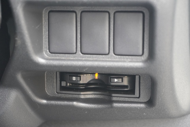 トヨタ ハイエース 小型 ライトバン CBF-TRH200V(94846) 34枚目