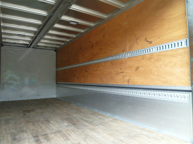 いすゞ フォワード 中型 アルミウィング 2RG-FRR90T2(94847) 14枚目