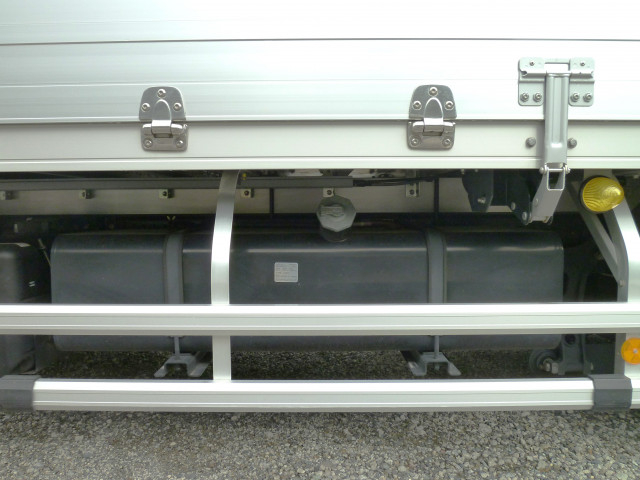 いすゞ フォワード 中型 アルミウィング 2RG-FRR90T2(94847) 25枚目