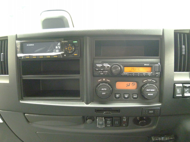 いすゞ フォワード 中型 アルミウィング 2RG-FRR90T2(94847) 27枚目