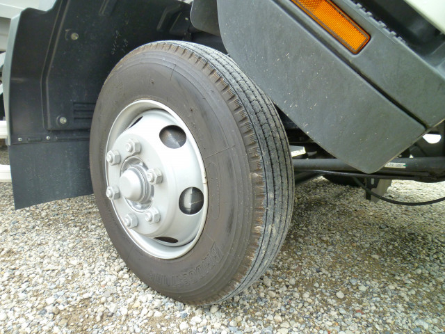 いすゞ フォワード 中型 アルミウィング 2RG-FRR90T2(94847) 40枚目