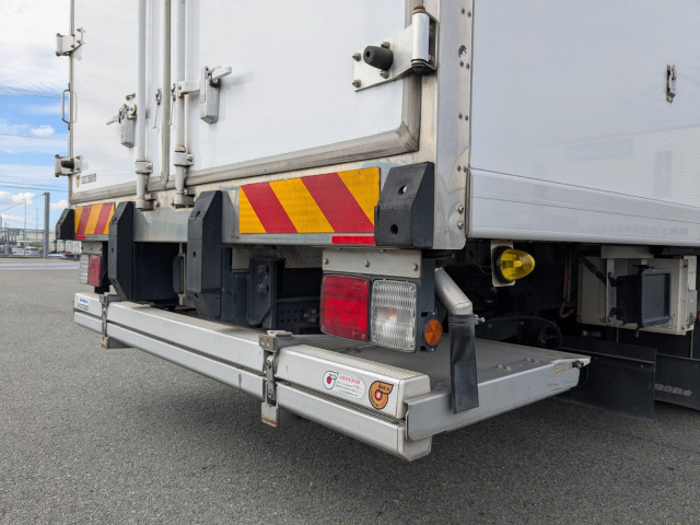 日野 レンジャー 中型 冷凍冷蔵バン 2KG-FC2ABG(94851) 7枚目