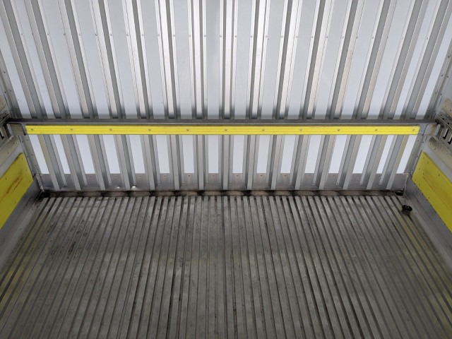 日野 レンジャー 中型 冷凍冷蔵バン 2KG-FC2ABG(94851) 24枚目