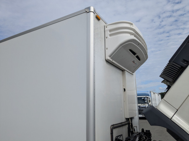 日野 レンジャー 中型 冷凍冷蔵バン 2KG-FC2ABG(94851) 44枚目