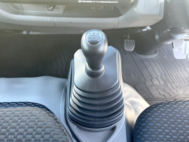 トヨタ ダイナ 小型 Wキャブ 2PG-GDY281(94854) 18枚目