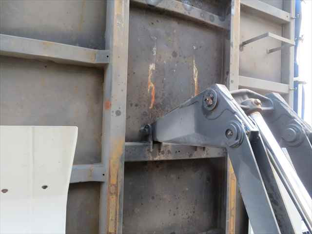 いすゞ フォワード 中型 土砂ダンプ 2RG-FRR90S2(94855) 31枚目