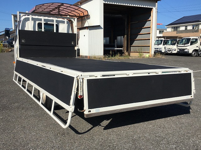 トヨタ ダイナ 小型 平ボディ 2RG-XZC655(94859) 13枚目