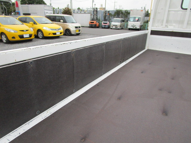 日野 デュトロ 小型 平ボディ 2RG-XZU605M(94863) 11枚目