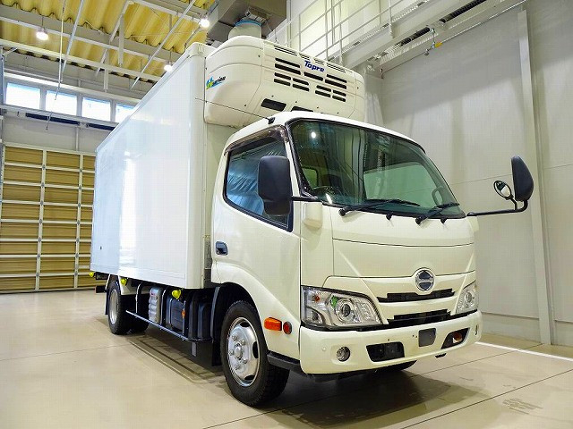 日野 デュトロ 小型 冷凍冷蔵バン 2RG-XZU655M(94864) 2枚目