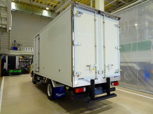 日野 デュトロ 小型 冷凍冷蔵バン 2RG-XZU655M(94864) 4枚目