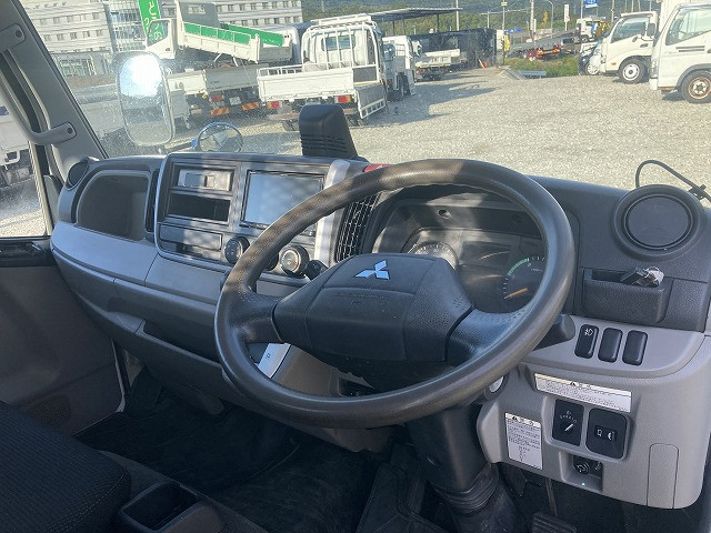 三菱ふそう キャンター 小型 平ボディ 2RG-FBA20(94865) 24枚目