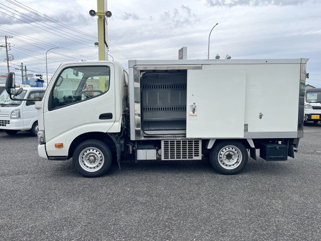 トヨタ ダイナ 小型 冷凍冷蔵バン QDF-KDY221(94869) 4枚目