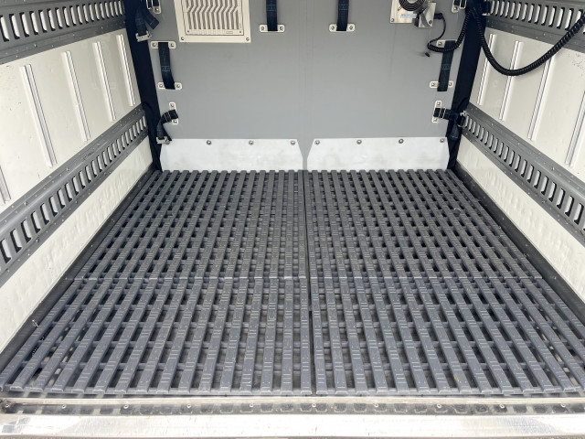 トヨタ ダイナ 小型 冷凍冷蔵バン QDF-KDY221(94869) 11枚目